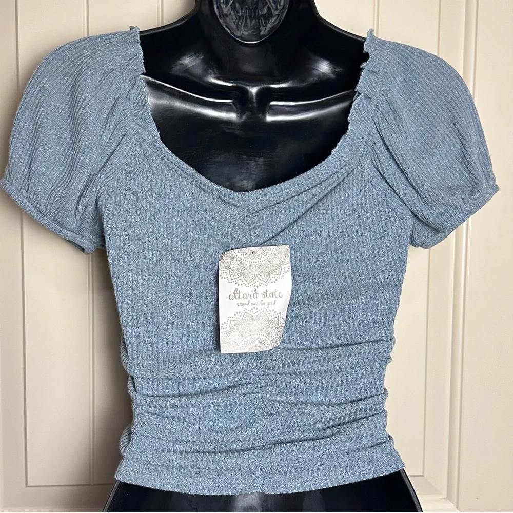 Altar'd State Light Blue Ruched Puff Sleeve Crop Top Small NWT $54.95 - Picture 7 of 11